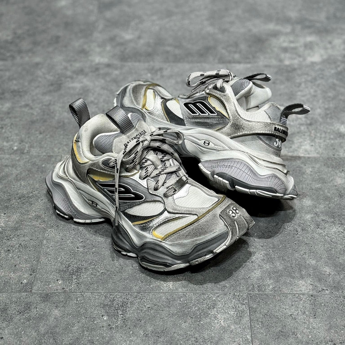 BAL CARGO TRAINERS