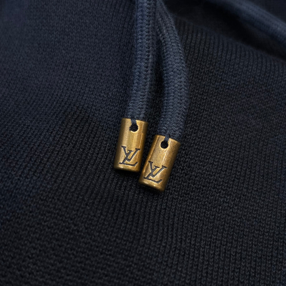 LOU ZIP HOODIE