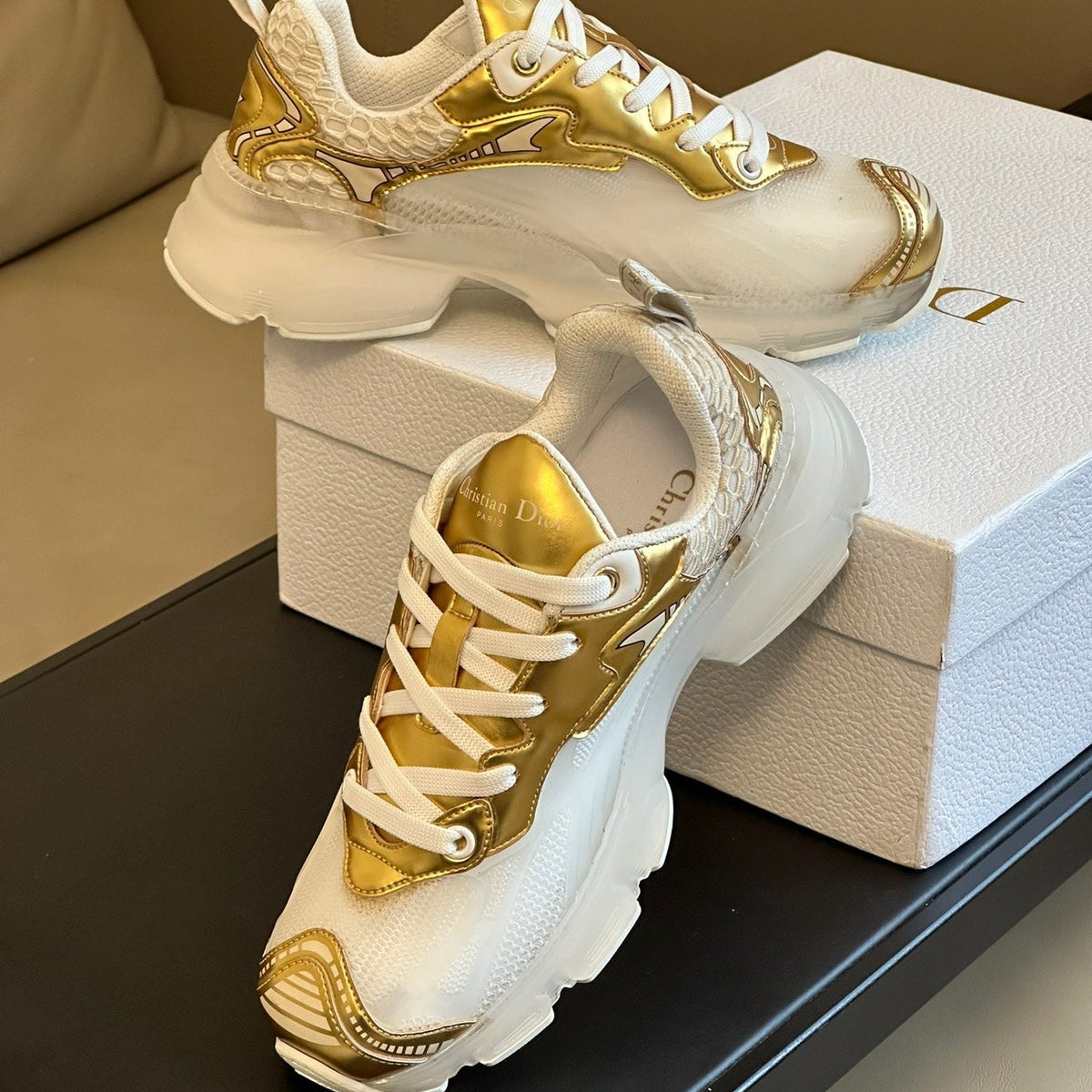 CD VIBE SNEAKERS