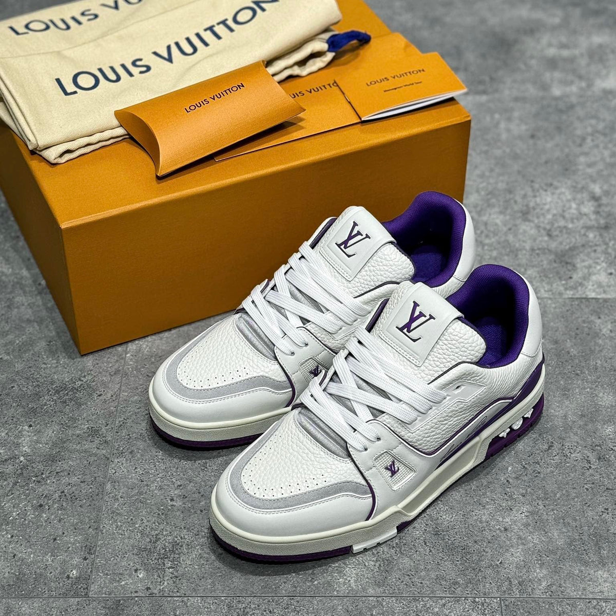 LOU TRAINERS