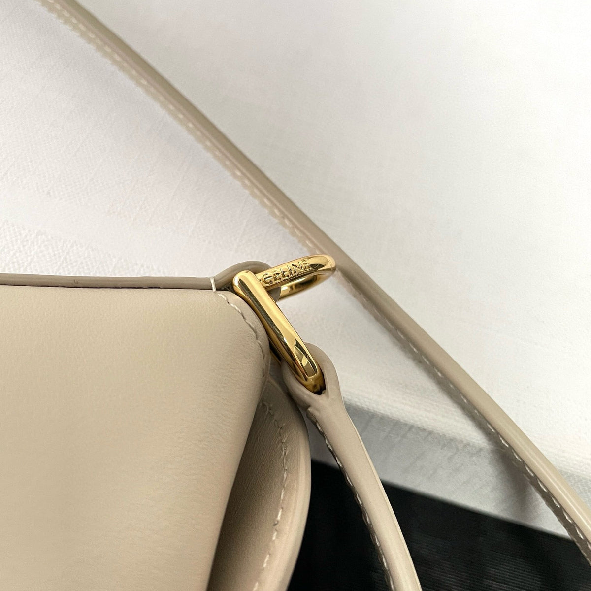 CEL MINI BUCKET LOUISE BAG