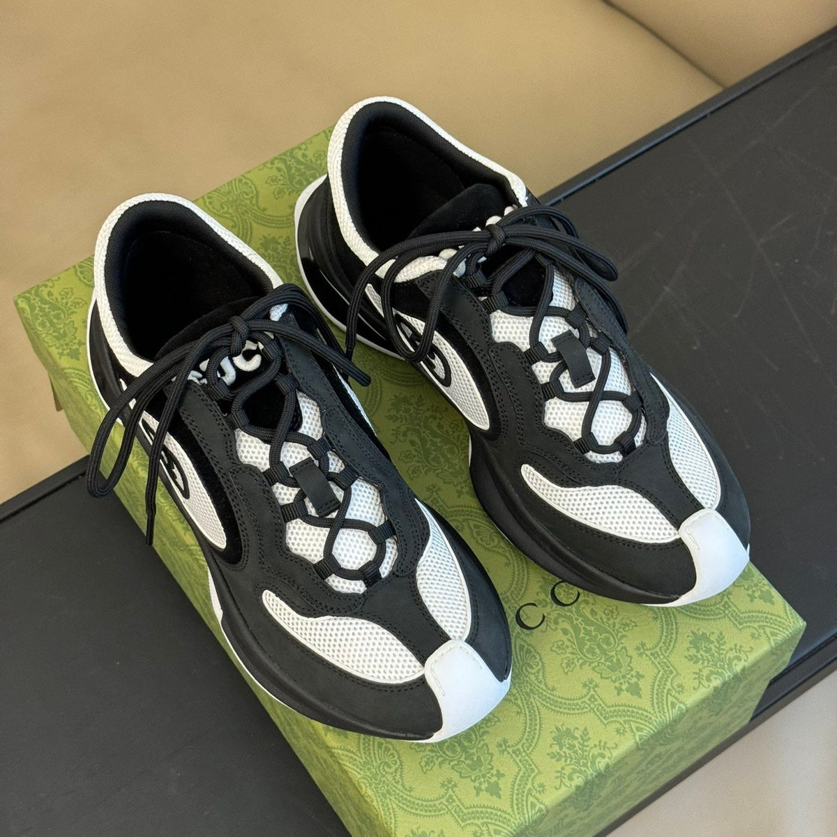 GG RUN TRAINERS