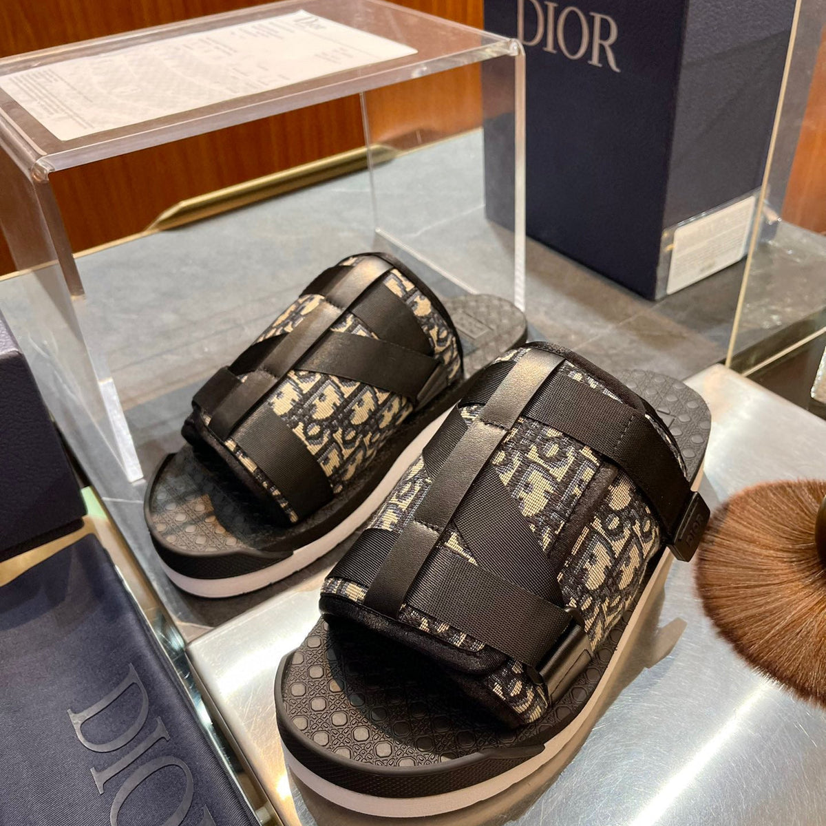 CD ALPHA SANDALS