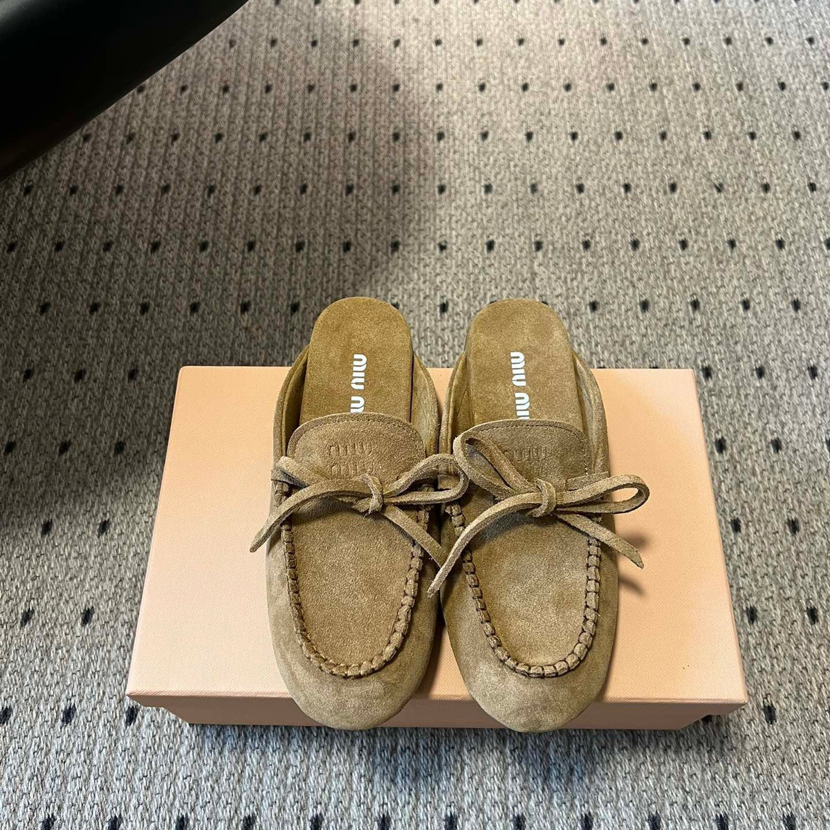 MIU M SUEDE MULES