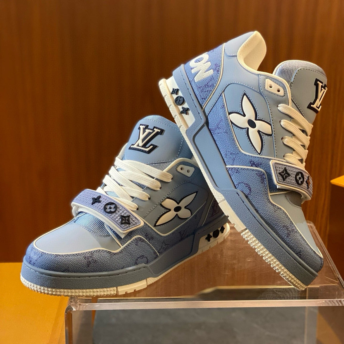 LOU TRAINERS