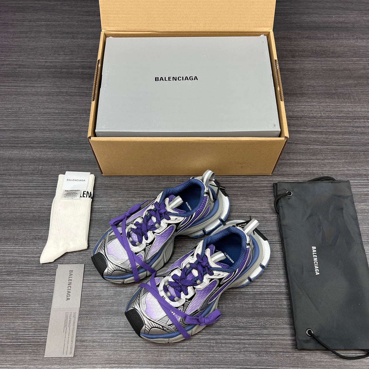 BAL 3XL TRAINERS