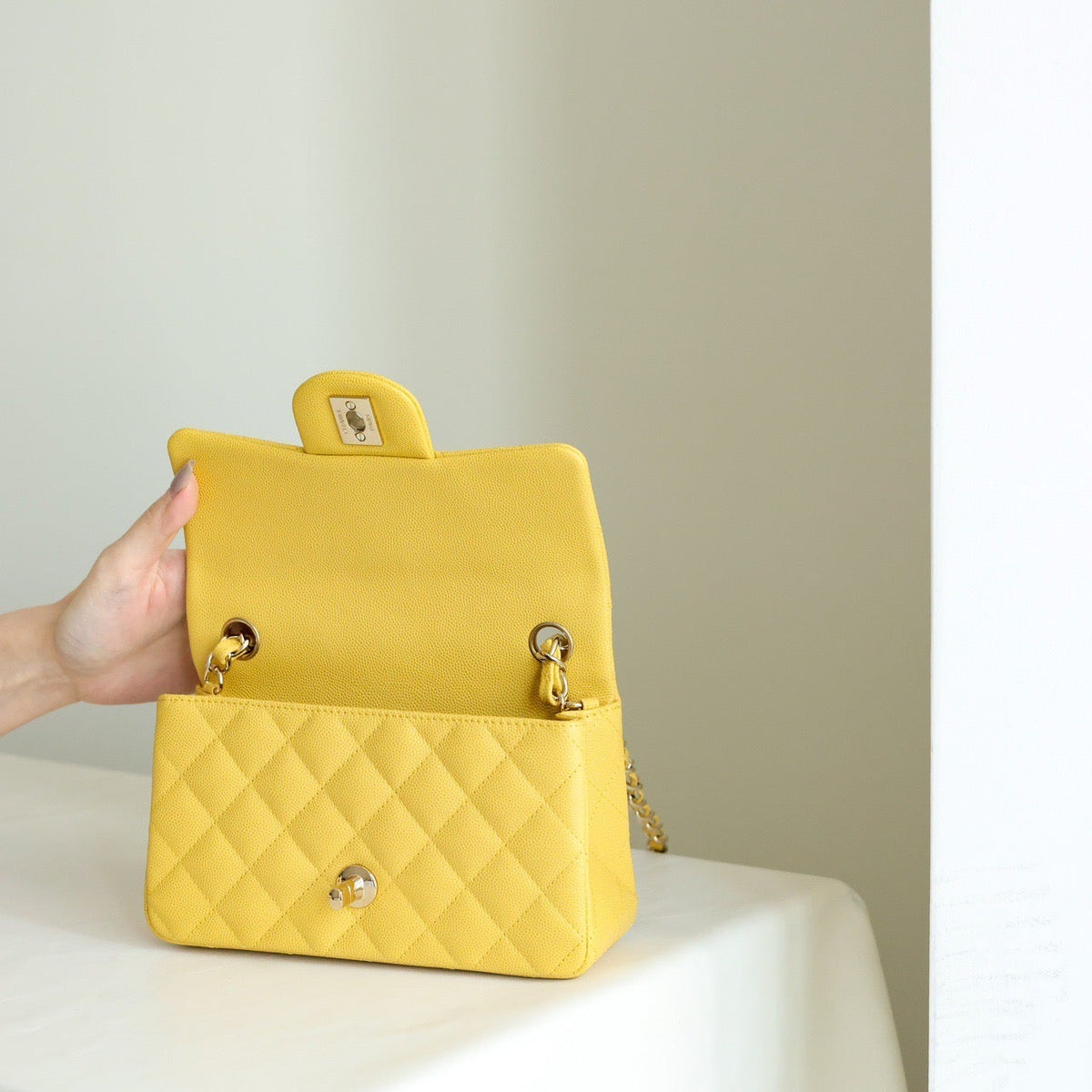 CC MINI FLAP BAG