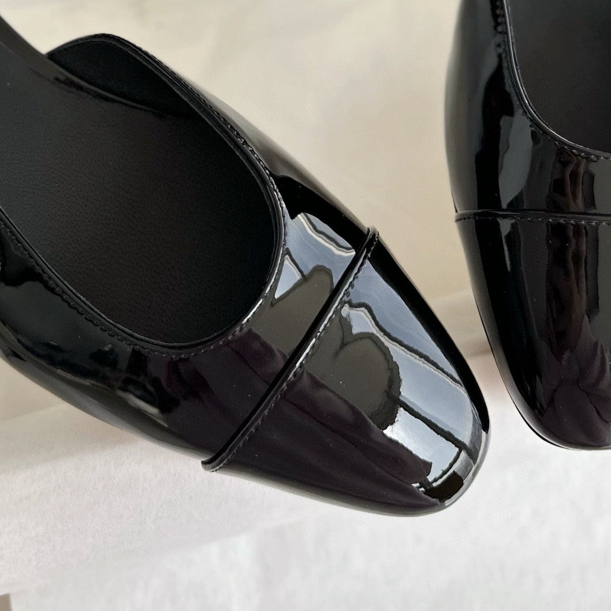 CC SLINGBACK