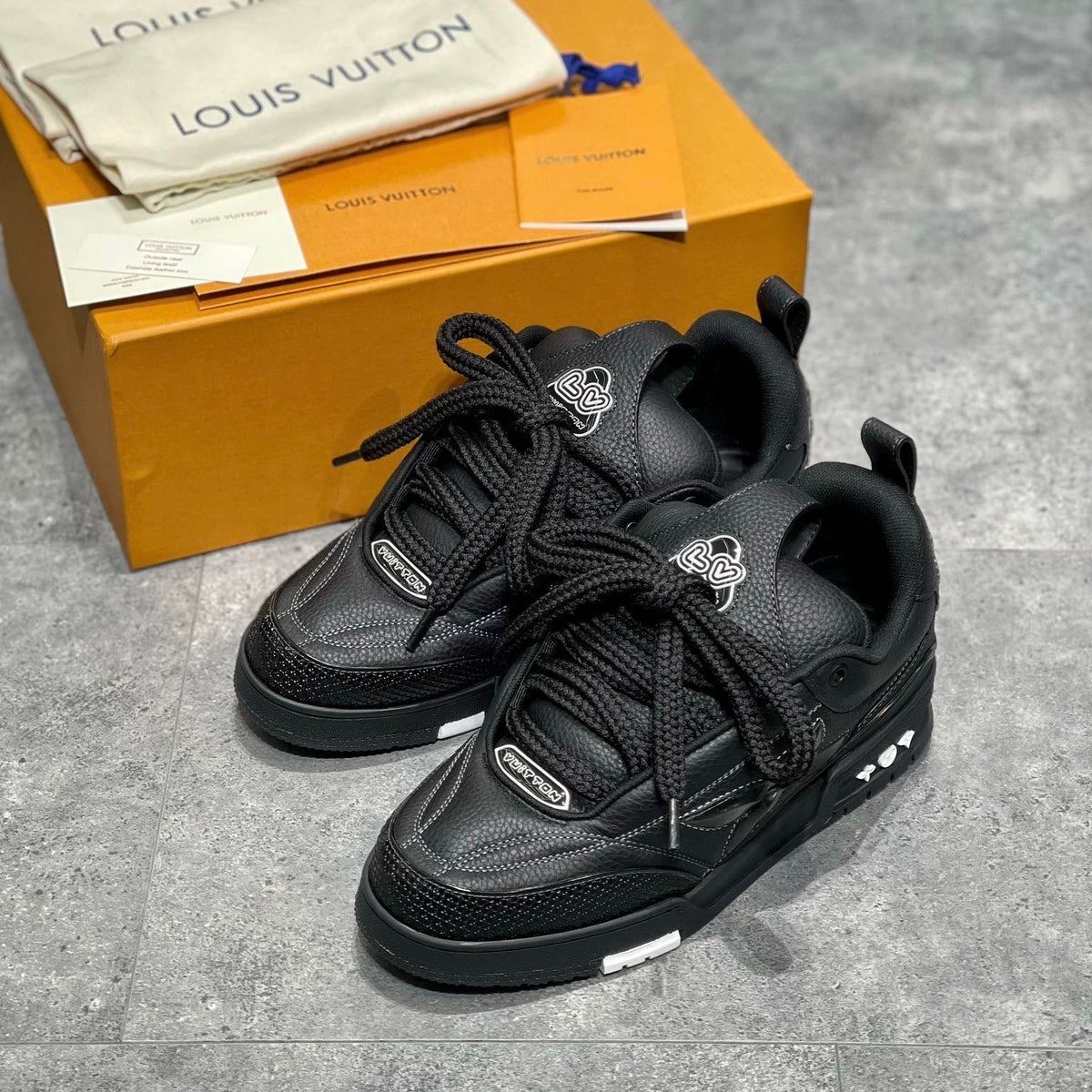 LOU TRAINERS