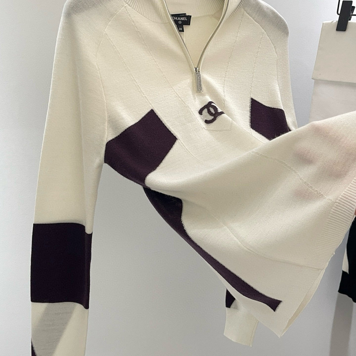 CC KNIT HOODIE