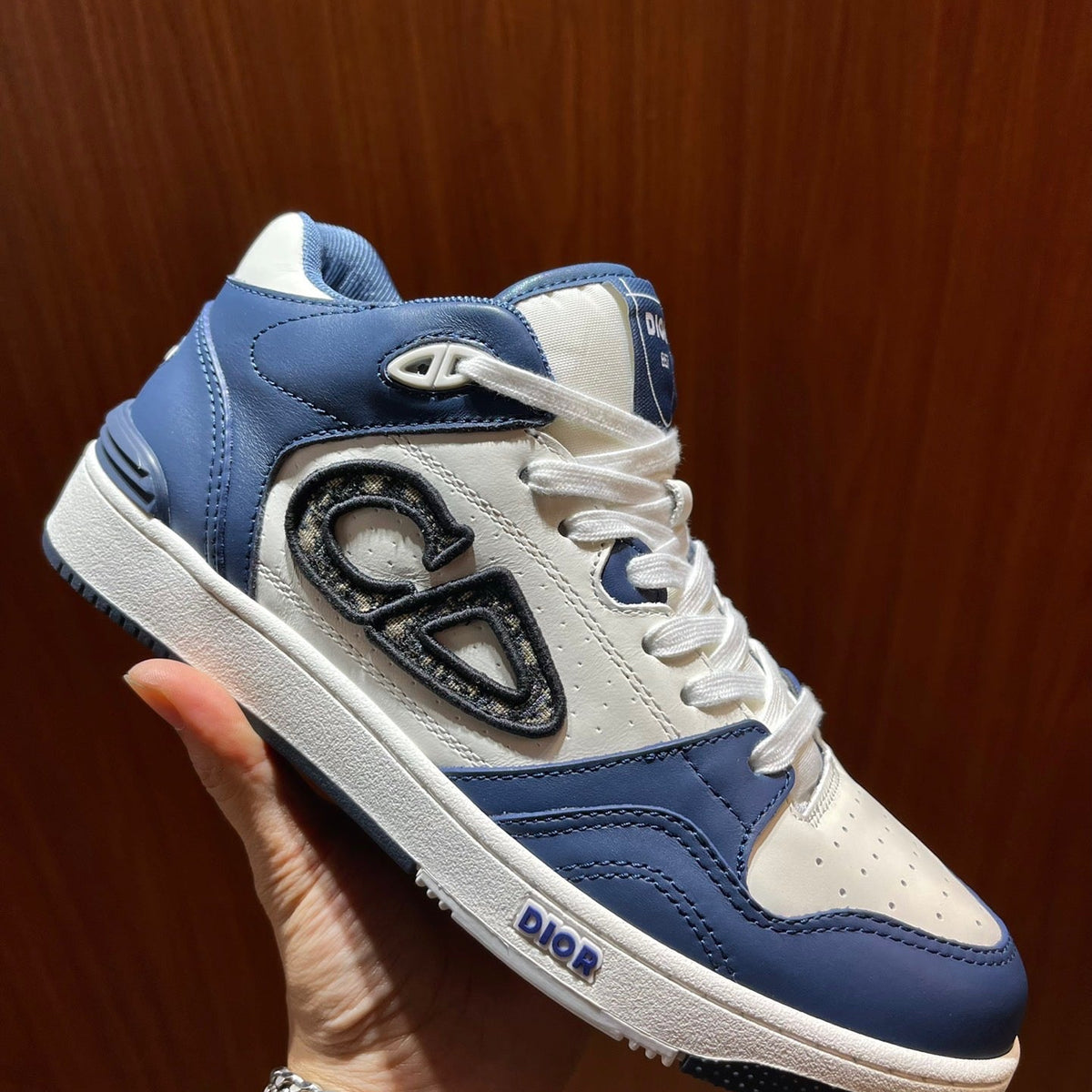 CD B57 SNEAKER