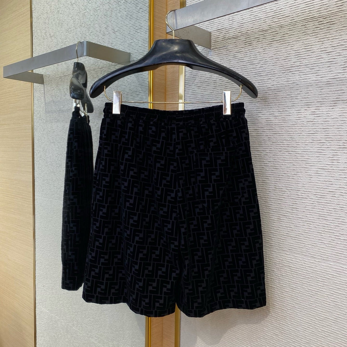 FEN SHORTS