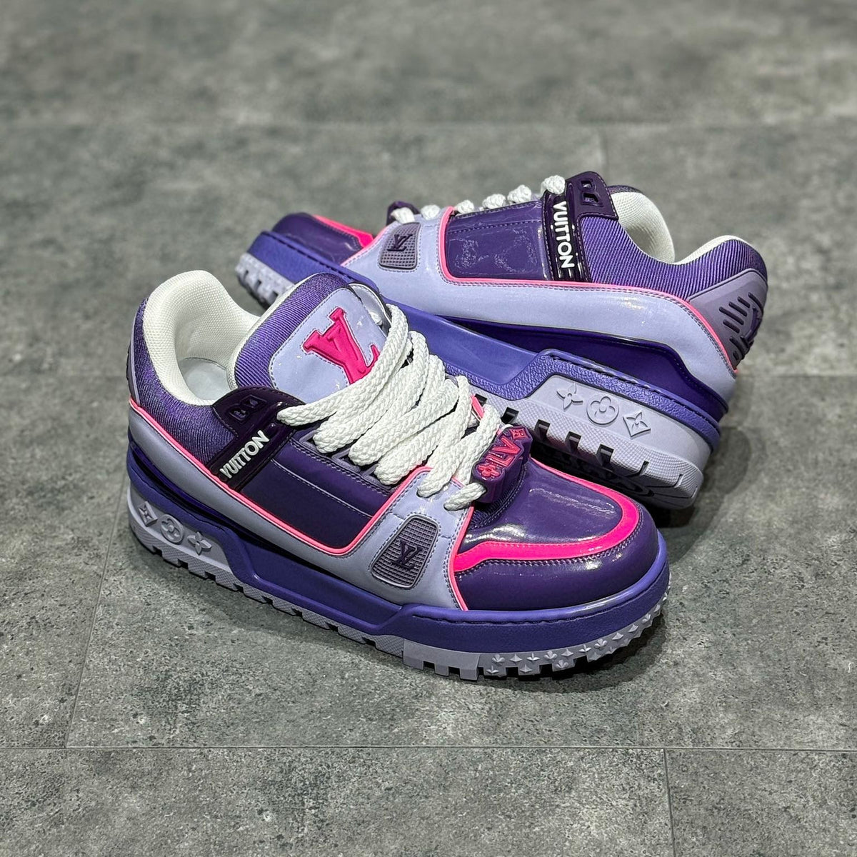 LOU TRAINERS