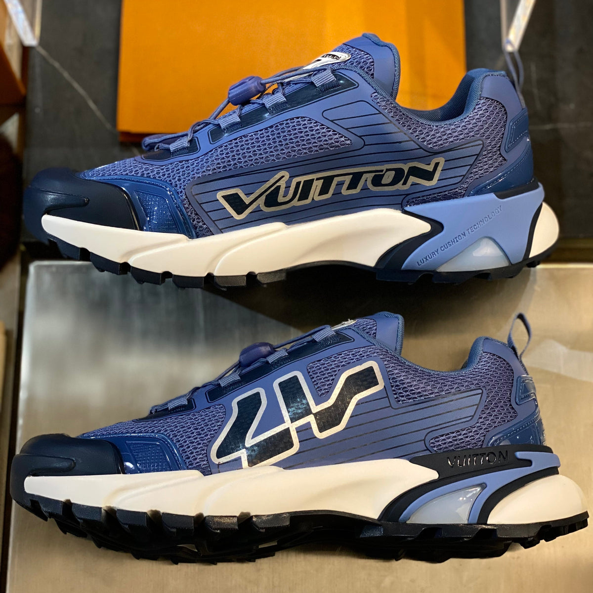 LOU RUNNER TATIC SNEAKER