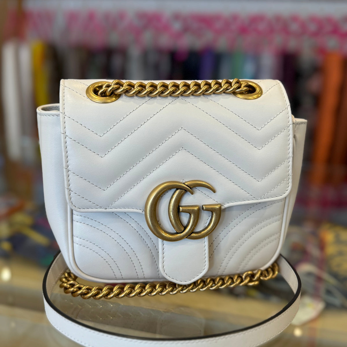 GUCCI GG MARMONT MINI SHOULDER BAG