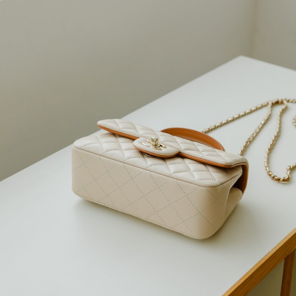 CC CLASSIC FLAP MINI BAG