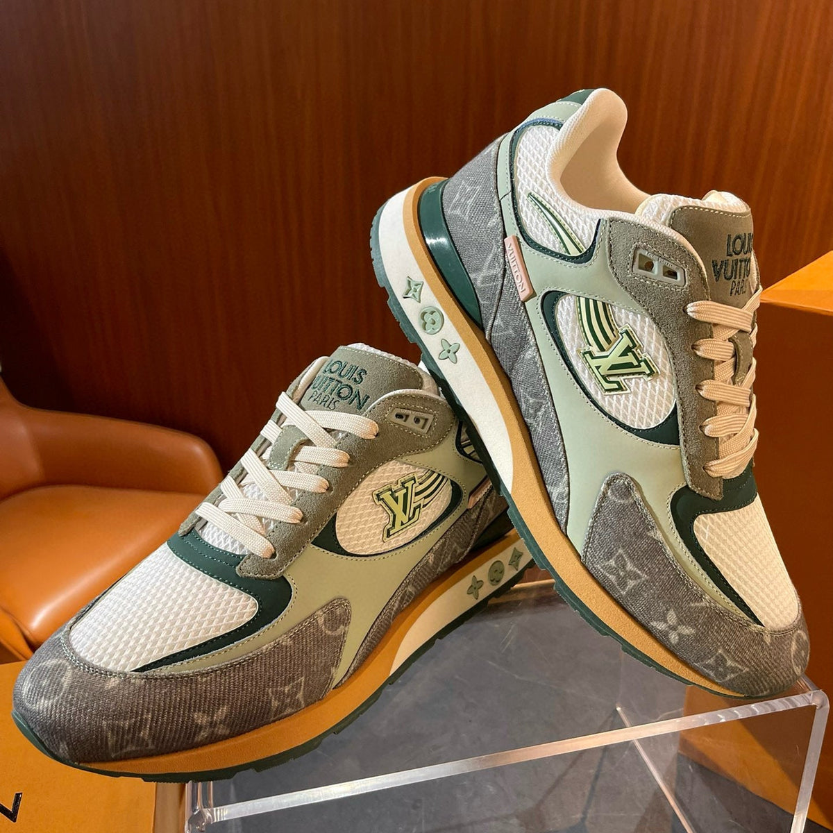 LOU TRAINERS