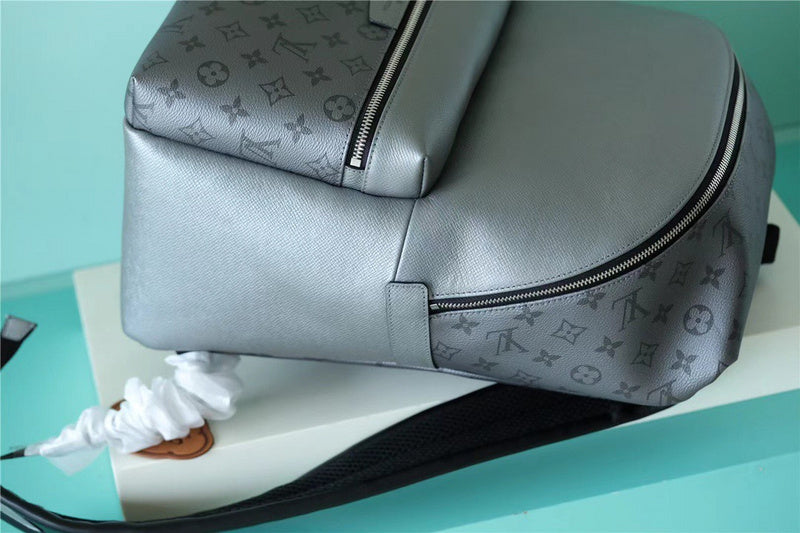 I W Fashion Lu-Vi bags - 9574