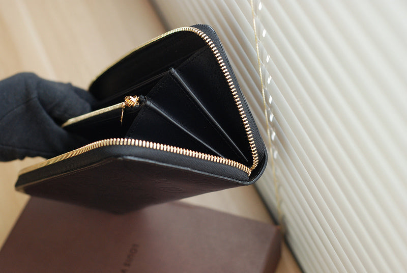 I W Fashion Lu-Vi bags - 9408