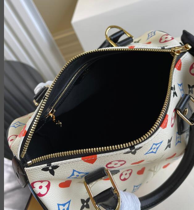 Mila's Edit - LOV Bags - 2580