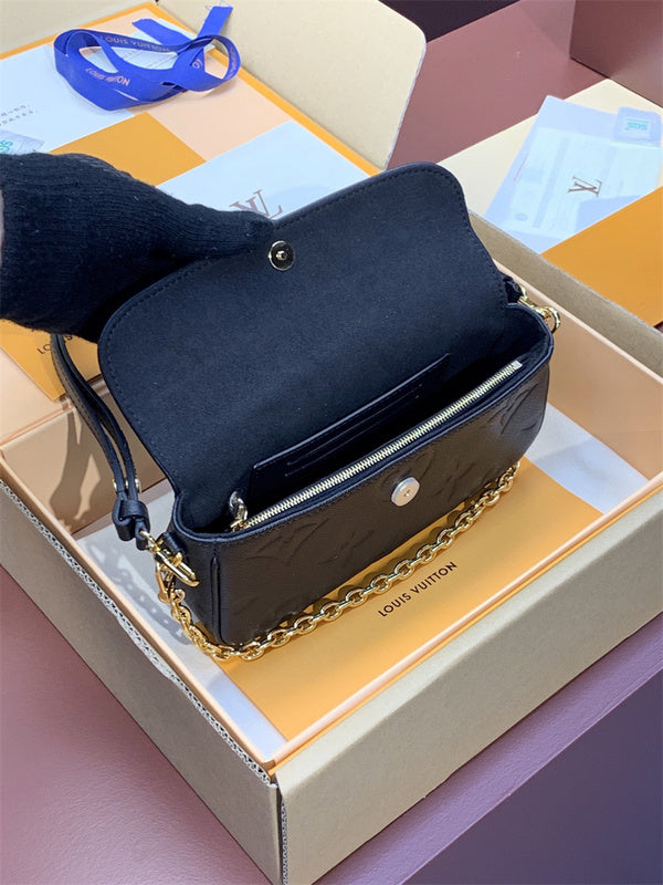 PHA - LOV Bags - 090