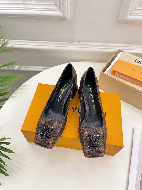 Louis Vuittion Luxury Shoes