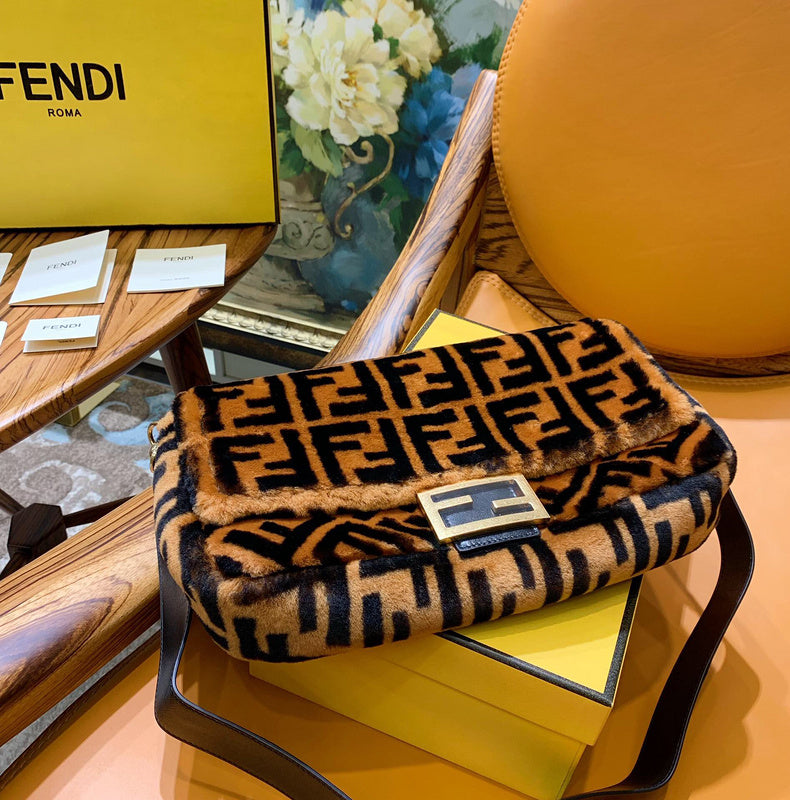 ENT - ENTI Bags - 075