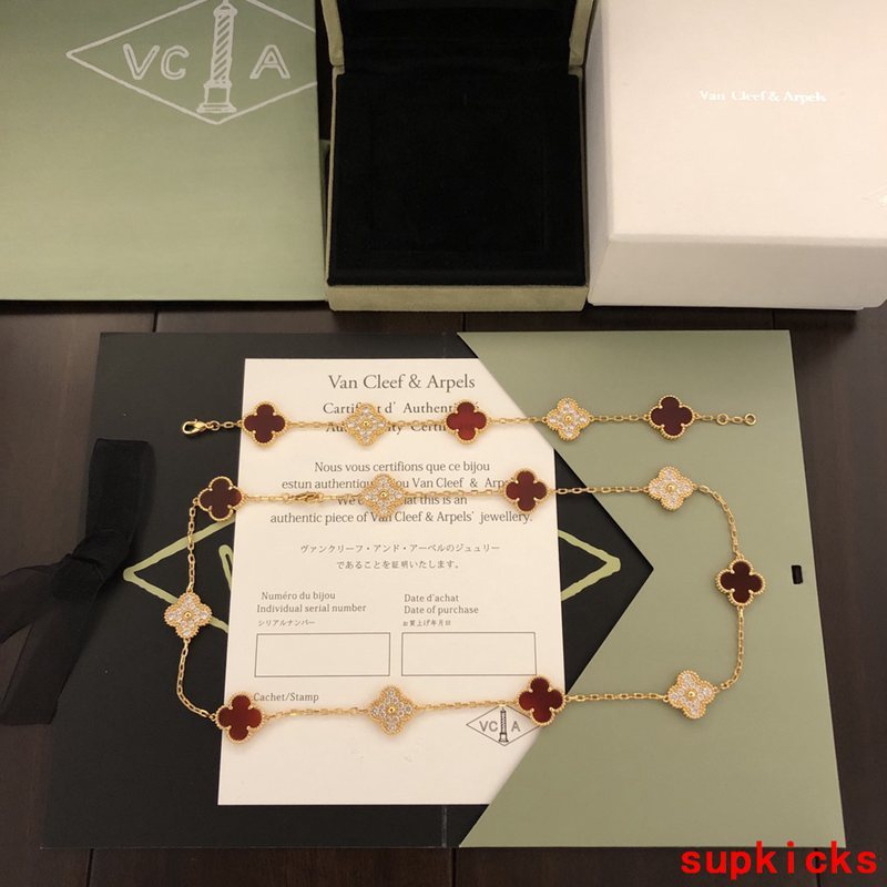 Van Cleef & Arples Jewelry