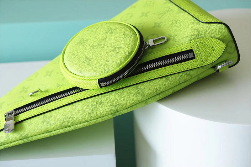 I W Fashion Lu-Vi bags - 9946