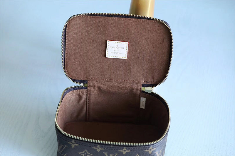 I W Fashion Lu-Vi bags - 9204
