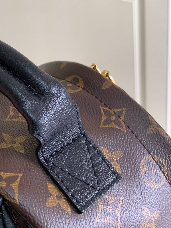 LOV2 Bags - Luxurious Bags  2824