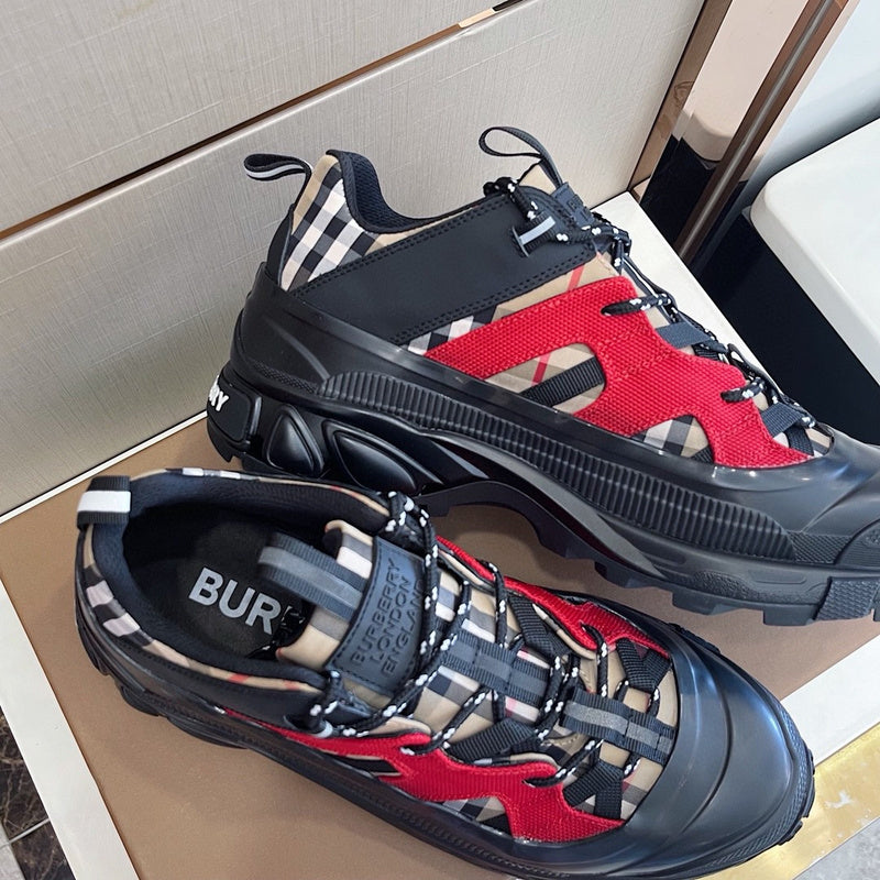 Burberry Luxury Shoes