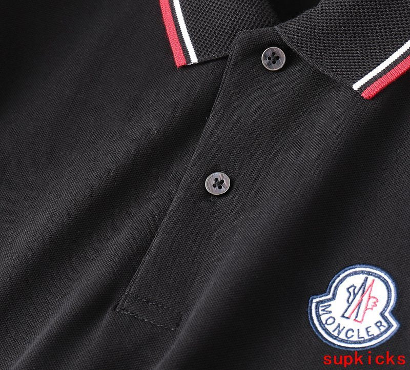 Moncler Luxury Cloth