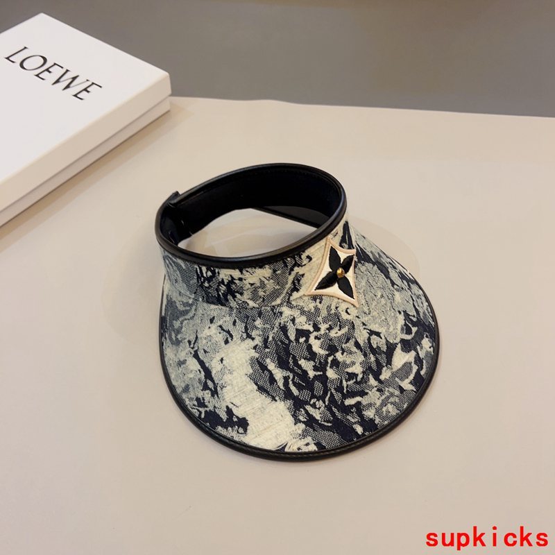 Louis Vuitton Luxury Cap