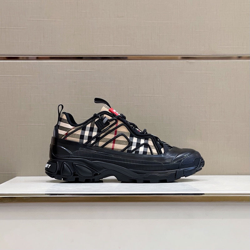 Burberry Luxury Shoes