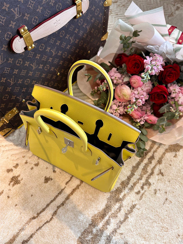 PHA - HMS Bags - 1111