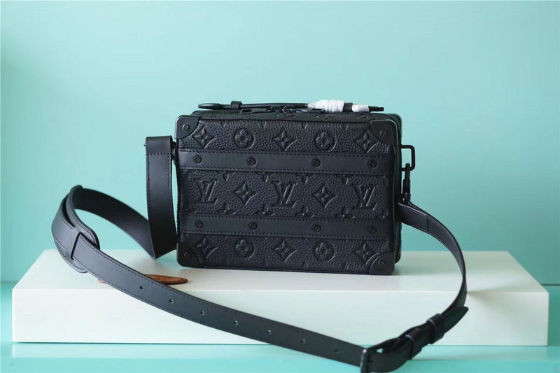 I W Fashion Lu-Vi bags - 10121