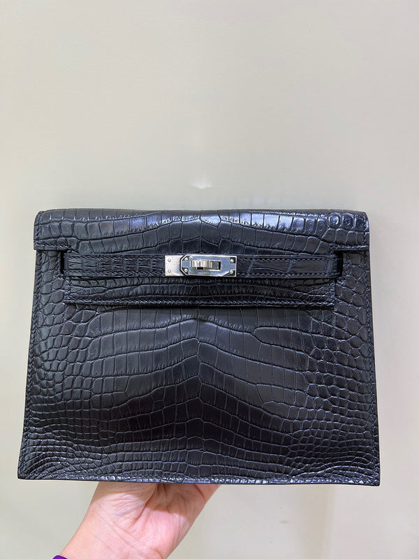PHA - HMS Bags - 1685