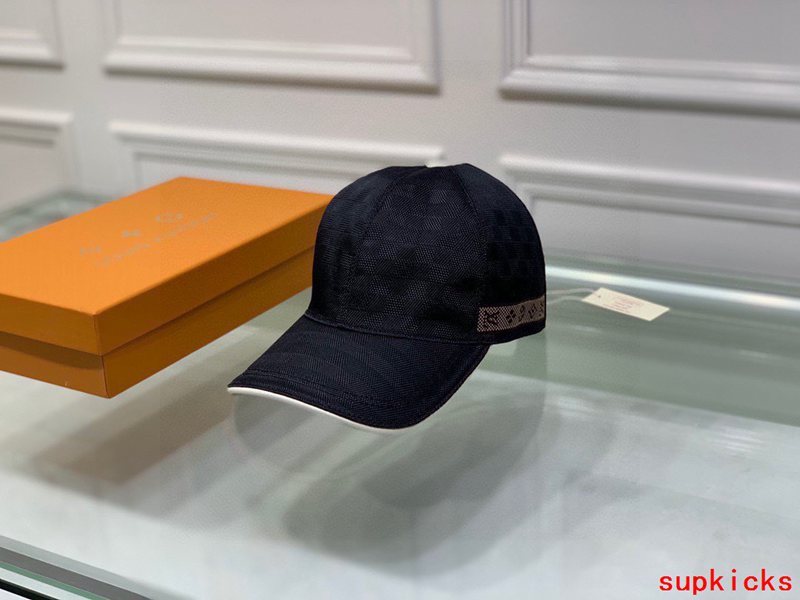 Louis Vuitton Luxury Cap