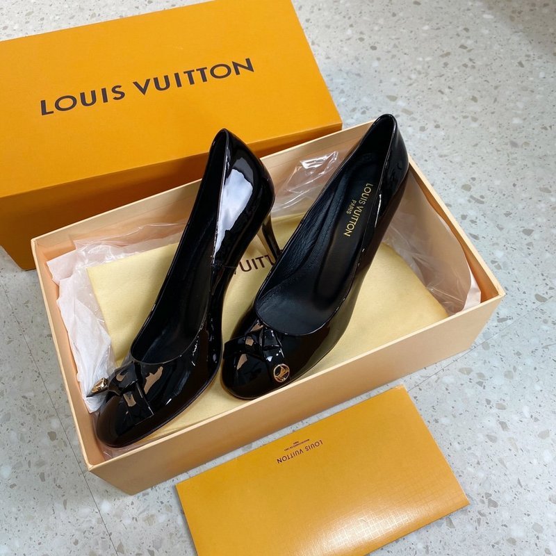 Louis Vuittion Luxury Shoes