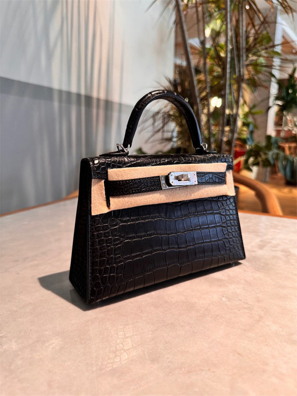 PHA - HMS Bags - 107