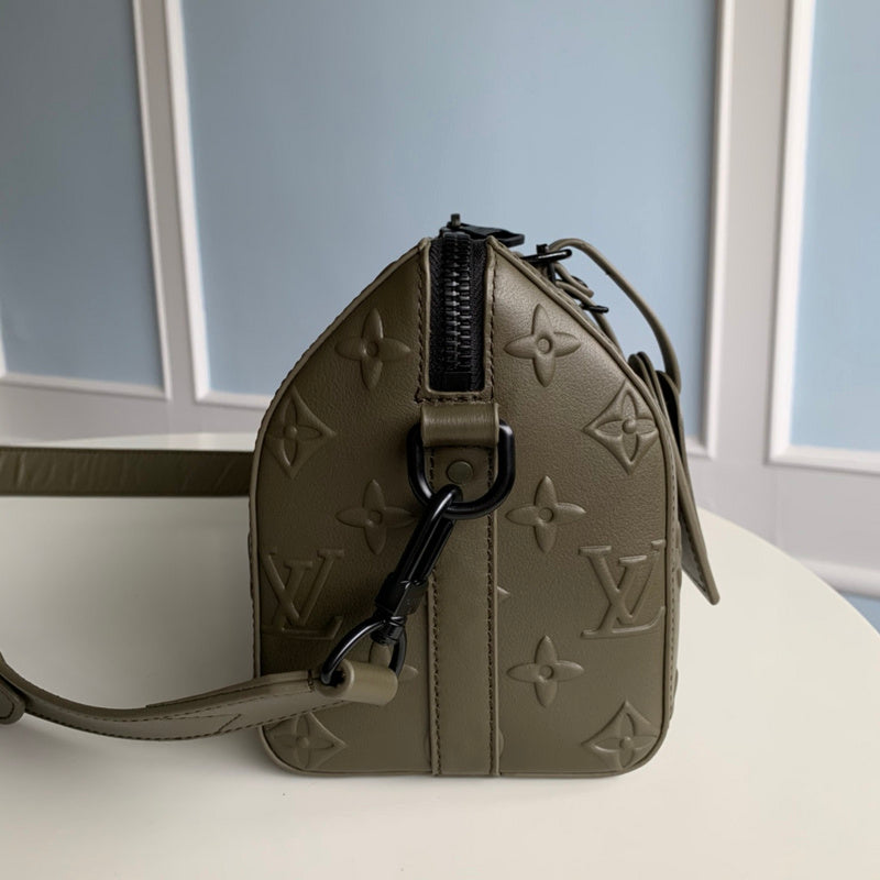 I W Fashion Lu-Vi bags - 17522