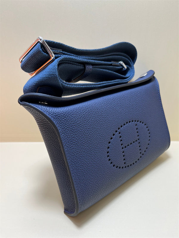 PHA - HMS Bags - 453