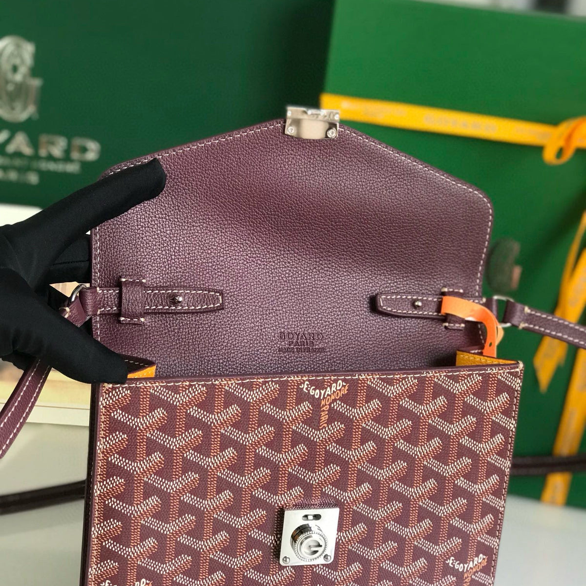 GOYA CHYPRE WALLET POUCH