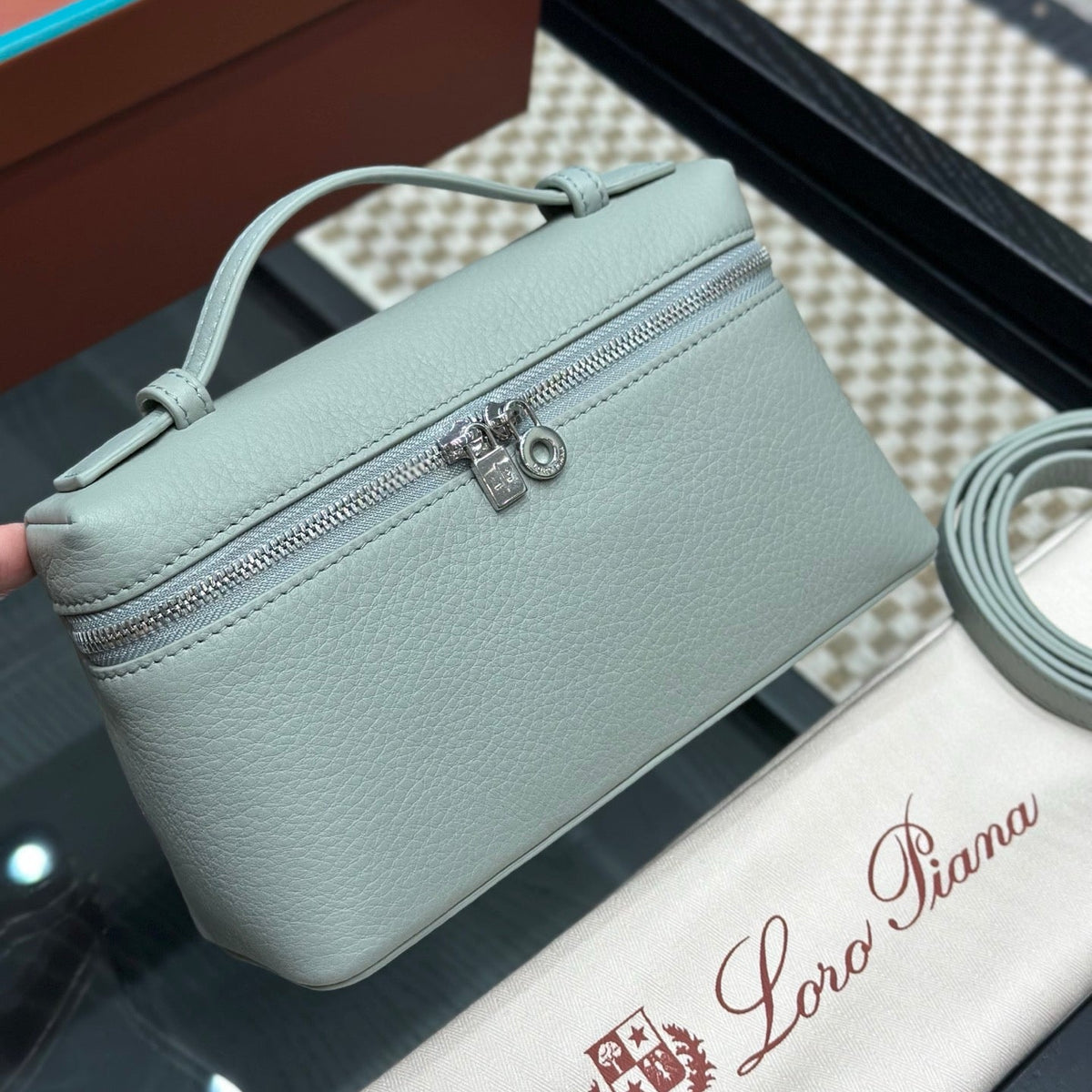 LORO P EXTRA POCKET L19 BAG