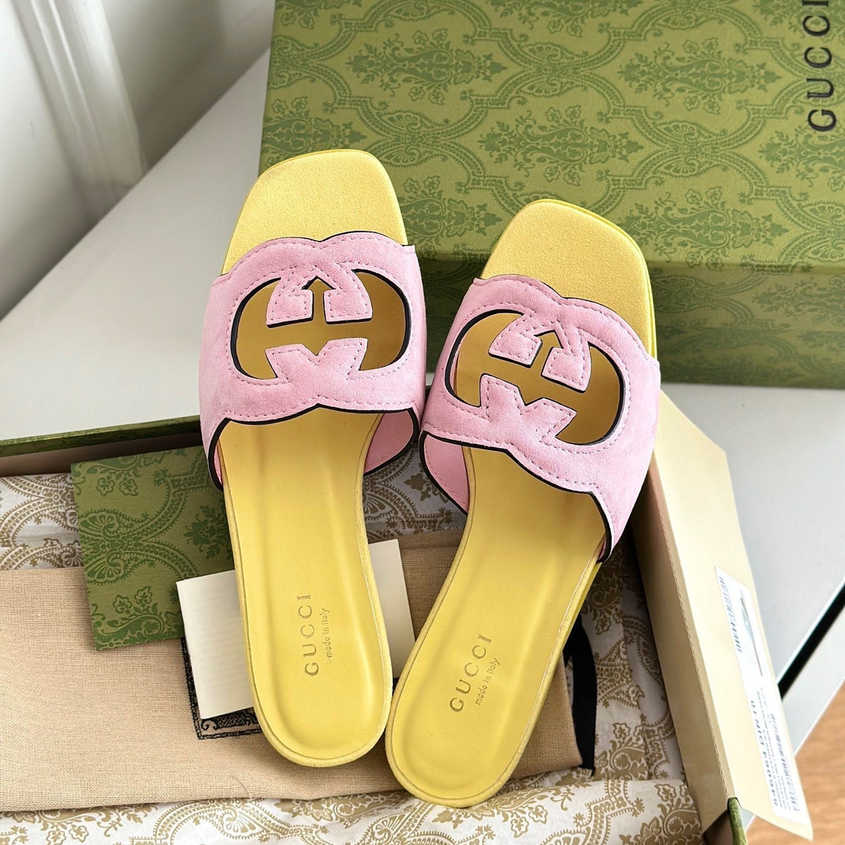 GG CUT OUT SANDALS