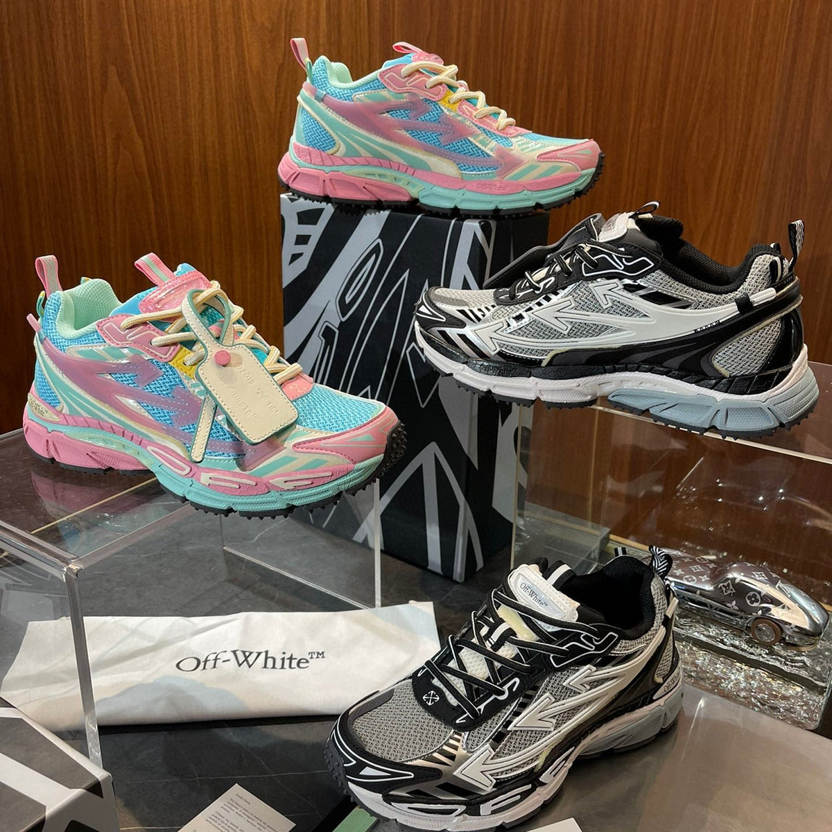 OFF W x VIRGIL ABLOH TRAINERS