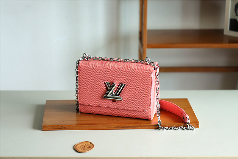 I W Fashion Lu-Vi bags - 8501