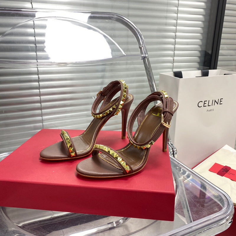 Valentino GARAVANI Luxury Shoes