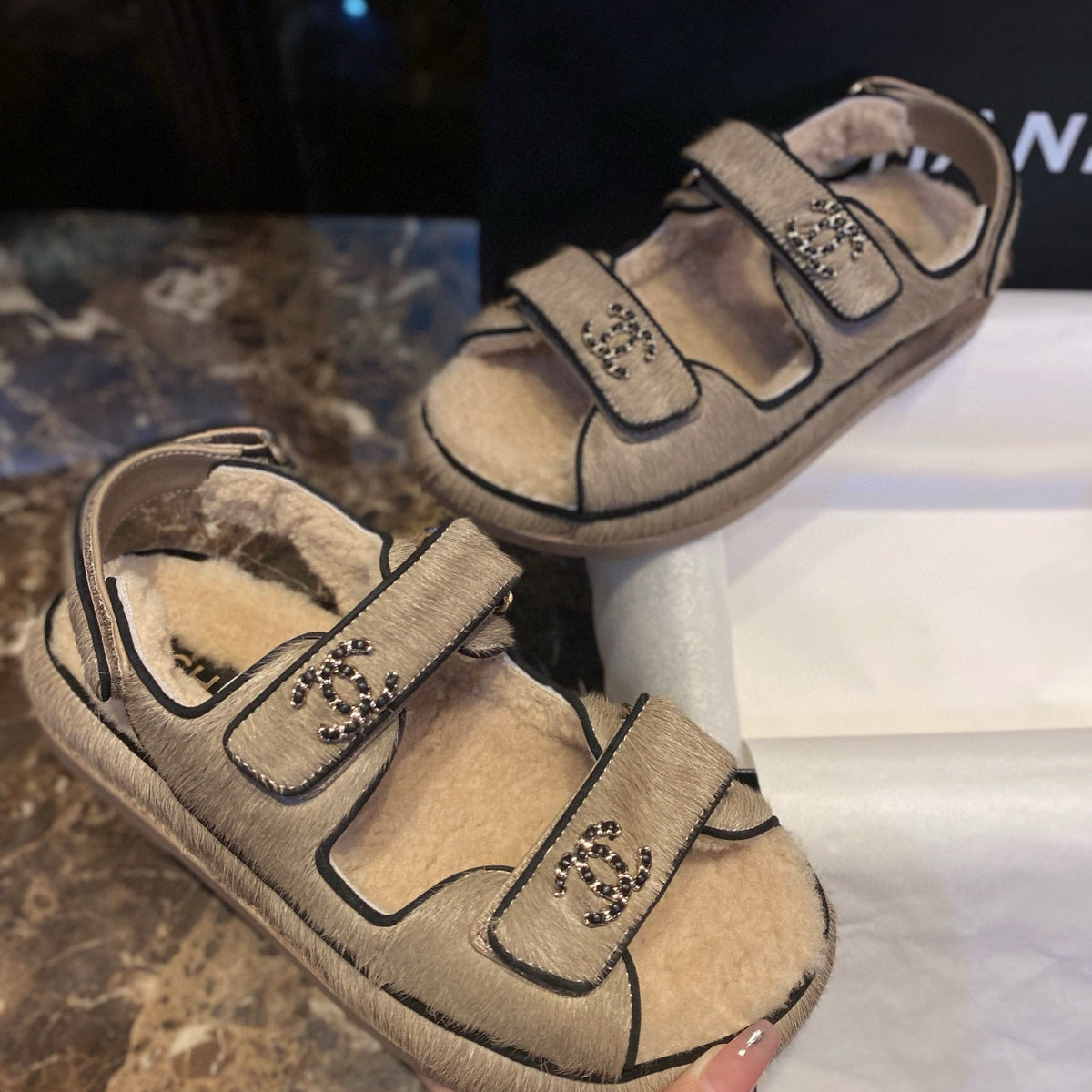 CC SANDALS